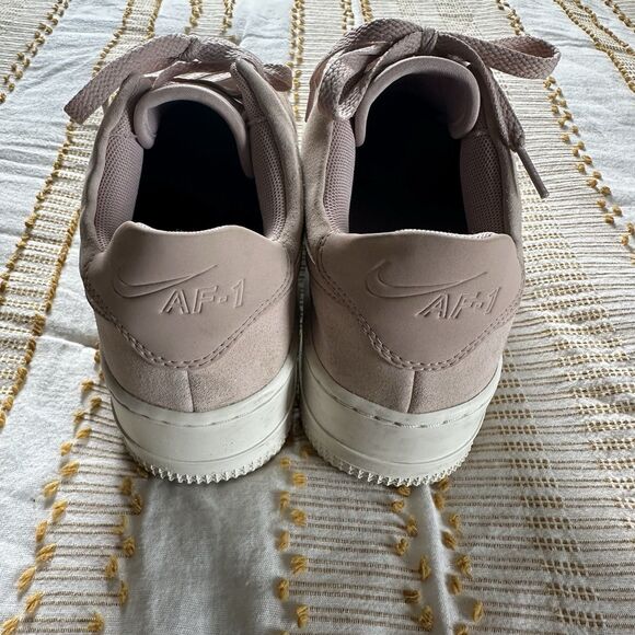 Nike Air Force 1 Women’s AF1 Sage Low Particle Beige/Phantom Platform Size 8.5 - Picture 4 of 14
